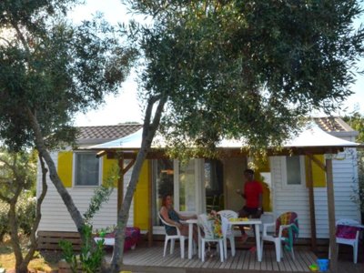 Cliquez pour découvrir toutes les photos de l'HÉBERGEMENT ! mobil-home - Domaine De Sainte Véziane photo 2
