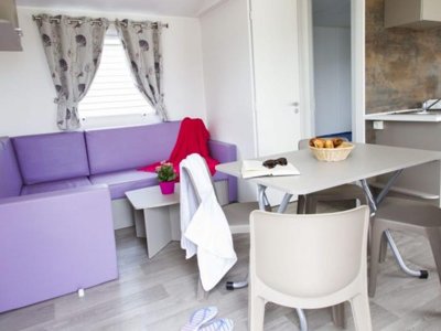 Cliquez pour découvrir toutes les photos de l'HÉBERGEMENT ! mobil-home - Domaine De Sainte Véziane photo 2