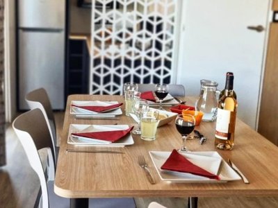 Cliquez pour découvrir toutes les photos de l'HÉBERGEMENT ! mobil-home - Domaine De Sainte Véziane photo 7