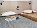 Cliquez pour découvrir toutes les photos de l'HÉBERGEMENT ! mobil-home - camping Domaine De Sainte Véziane photo 4