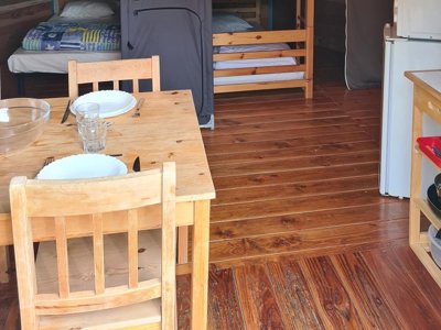 Cliquez pour découvrir toutes les photos de l'HÉBERGEMENT ! tente en toile et bois - Resort & - Val De Braye photo 6