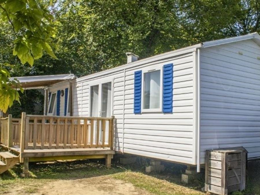 Camping Pas Cher vous présente avec son site Officiel campingpascher.fr, le Camping Oyam classé 4 étoiles, situé sur la commune de Bidart dans le département Pyrénées-atlantiques (Aquitaine) en France. Le camping Oyam vous propose un hébergement de type mobil-home de 36 m² avec climatisation (télévision). L'établissement vous propose 49 autres types d'hébergements. Découvrez tous nos séjours à petits prix dans la commune et aux alentours de Bidart du département : Pyrénées-atlantiques (Aquitaine). Les Avis clients pour le Camping Oyam sont de 7 sur 10. Mer, Parc aquatique, Piscine chauffée, Piscine extérieure, Animation ados, Animations familiales, Club enfants, Aire de jeux enfants, Canoë-kayak, Cyclisme, Golf, Jet-ski, Location de bateaux, Ping-pong, Planche à voile, Plongée, Pédalo, Pétanque, Randonnée, Ski nautique, Surf, Terrain de football, Terrain multisports, Bar, Boulangerie, Bureau de tabac, Dépôt de pain, Pizzeria, Plats à emporter, Snack/Bar, Station-service, Supermarché,... En savoir plus : cliquez-ICI.