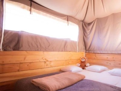 Cliquez pour découvrir toutes les photos de l'HÉBERGEMENT ! tente en toile et bois - Oyam photo 3