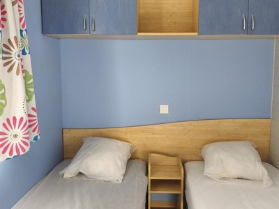 Cliquez pour découvrir toutes les photos de l'HÉBERGEMENT ! mobil-home - En Chon Les Pins photo 7