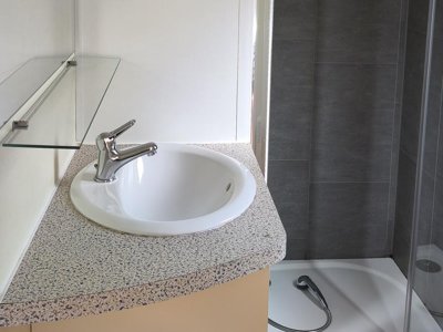Cliquez pour découvrir toutes les photos de l'HÉBERGEMENT ! mobil-home - En Chon Les Pins photo 4