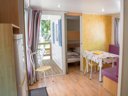Cliquez pour découvrir toutes les photos de l'HÉBERGEMENT ! mobil-home - camping En Chon Les Pins photo 2