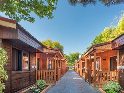 Cliquez pour découvrir toutes les photos de l'HÉBERGEMENT ! chalet - Solmar photo 4