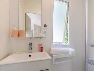 Cliquez pour découvrir toutes les photos de l'HÉBERGEMENT ! mobil-home - Le Bois Joli photo 8