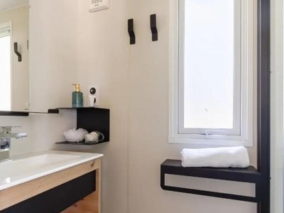 Cliquez pour découvrir toutes les photos de l'HÉBERGEMENT ! mobil-home - Le Bois Joli photo 4