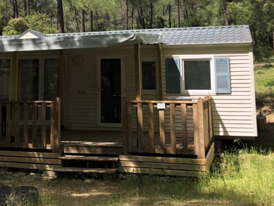 Camping Pas Cher vous présente avec son site Officiel campingpascher.fr, le Camping La Simioune classé 3 étoiles, situé sur la commune de Bollene dans le département Vaucluse (Provence Alpes Côte D'azur) en France. Le camping La Simioune vous propose un hébergement de type mobil-home de 35 m² avec climatisation (télévision). L'établissement vous propose 10 autres types d'hébergements. Découvrez tous nos séjours à petits prix dans la commune et aux alentours de Bollene du département : Vaucluse (Provence Alpes Côte D'azur). Les Avis clients pour le Camping La Simioune sont excellents avec une note moyenne de 8 sur 10. Piscine extérieure, Animations familiales, Aire de jeux enfants, Canoë-kayak, Centre équestre, Court de tennis, Golf, Ping-pong, Pétanque, Terrain de volley-ball, Terrain multisports, Bar, Dépôt de pain, Plats à emporter, Snack/Bar, Épicerie,... En savoir plus : cliquez-ICI.