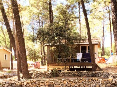Cliquez pour découvrir toutes les photos de l'HÉBERGEMENT ! chalet - La Simioune photo 9