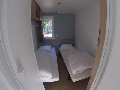 Cliquez pour découvrir toutes les photos de l'HÉBERGEMENT ! mobil-home - La Simioune photo 7