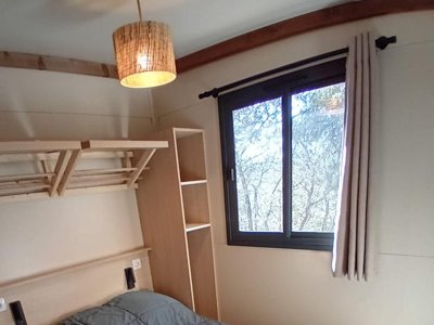 Cliquez pour découvrir toutes les photos de l'HÉBERGEMENT ! chalet - Domaine De Gaujac - Paradis photo 4