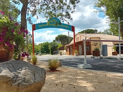 Cliquez pour découvrir toutes les photos de l'ÉTABLISSEMENT ! camping Domaine De Gaujac - Paradis photo 3