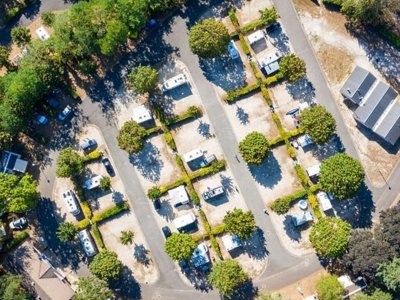 Cliquez pour découvrir toutes les photos de l'ÉTABLISSEMENT ! camping De Bourges photo 10