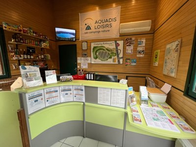 Cliquez pour découvrir toutes les photos de l'ÉTABLISSEMENT ! camping De Bourges photo 23