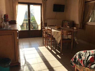 Cliquez pour découvrir toutes les photos de l'HÉBERGEMENT ! maison de campagne - Du Meygal photo 2