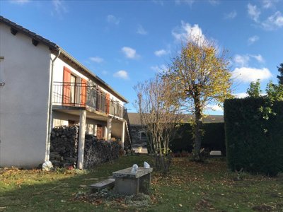 Cliquez pour découvrir toutes les photos de l'HÉBERGEMENT ! maison de campagne - Du Meygal photo 5