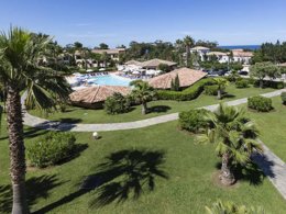 Camping Pas Cher vous présente avec son site Officiel campingpascher.fr, le Établissement Sognu Di Mare, situé sur la commune de Bravone dans le département Corse Du Nord (Corse) en France. L'établissement Sognu Di Mare vous propose un hébergement de type apartment de 54 m². L'établissement vous propose 4 autres types d'hébergements. Découvrez tous nos séjours à petits prix dans la commune et aux alentours de Bravone du département : Corse Du Nord (Corse).... En savoir plus : cliquez-ICI.