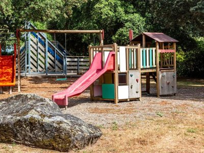 Cliquez pour découvrir toutes les photos de l'ÉTABLISSEMENT ! camping Flower Le Martinet Rouge photo 17