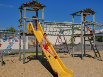 Cliquez pour découvrir toutes les photos de l'ÉTABLISSEMENT ! camping Du Domaine De L'Auzance photo 19