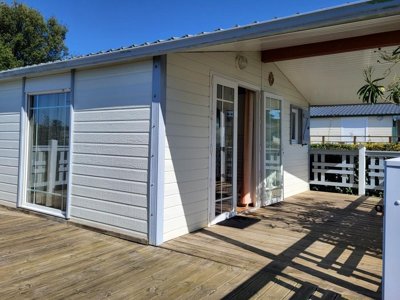 Cliquez pour découvrir toutes les photos de l'HÉBERGEMENT ! chalet - Du Domaine De L'Auzance photo 2