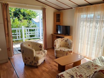 Cliquez pour découvrir toutes les photos de l'HÉBERGEMENT ! chalet - Du Domaine De L'Auzance photo 3