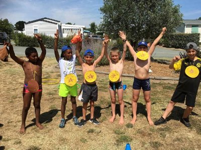 Cliquez pour découvrir toutes les photos de l'ÉTABLISSEMENT ! camping Du Domaine De L'Auzance photo 30