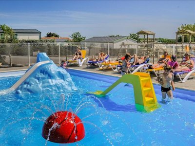 Cliquez pour découvrir toutes les photos de l'ÉTABLISSEMENT ! camping Du Domaine De L'Auzance photo 9