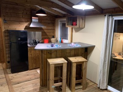 Cliquez pour découvrir toutes les photos de l'HÉBERGEMENT ! bungalow - Le Soleil Des Bastides photo 4