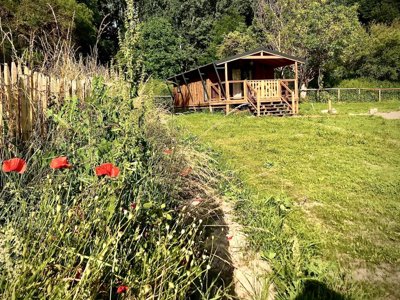 Cliquez pour découvrir toutes les photos de l'HÉBERGEMENT ! bungalow - Le Soleil Des Bastides photo 6