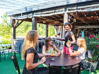 Cliquez pour découvrir toutes les photos de l'ÉTABLISSEMENT ! camping Flower Le Soleil Des Bastides photo 6