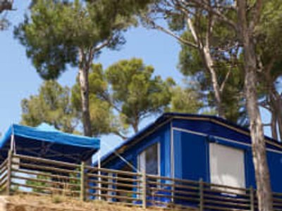 Cliquez pour découvrir toutes les photos de l'HÉBERGEMENT ! tente en toile et bois - Sènia Cala Gogo Internacional photo 2