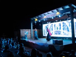 Camping Pas Cher vous présente avec son site Officiel campingpascher.fr, le Camping Sènia Cala Gogo Internacional classé 4 étoiles, situé sur la commune de Calonge dans le département Gérone (Catalogne) en Espagne. Le camping Sènia Cala Gogo Internacional, vous présente un hébergement de type mobil-home de 29 m² avec climatisation. Le camping Sènia Cala Gogo Internacional vous propose du sam. 05 septembre au sam. 12 septembre 2026, en promotion à -10% pour 7 nuits à 571 € au lieu de 635,0 € soit une Économie de 64 €. Cette location propose 13 dates différentes pour réserver votre séjour. Découvrez également les 17 autres gammes d'hébergements du camping. Les Avis clients pour le Camping Sènia Cala Gogo Internacional sont excellents avec une note moyenne de 8 sur 10. Mer, Parc aquatique, Piscine extérieure, Animations familiales, Club enfants, Aire de jeux enfants, Baby-foot, Canoë-kayak, Court de tennis, Golf, Ping-pong, Piscine, Planche à voile, Plongée, Salle de fitness, Salle de jeux vidéo, Terrain de basketball, Terrain de beach-volley, Terrain de football, Terrain multisports, Bar, Dépôt de pain, Plats à emporter, Snack/Bar, Épicerie,... En savoir plus : cliquez-ICI.