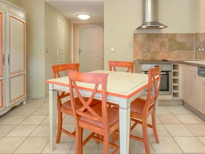Cliquez pour découvrir toutes les photos de l'HÉBERGEMENT ! studio - Le Domaine De Camiole - Vacancéole photo 3