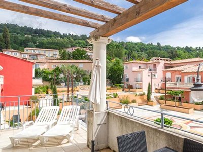 Cliquez pour découvrir toutes les photos de l'HÉBERGEMENT ! appartement - Le Domaine De Camiole - Vacancéole photo 9
