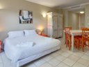 Cliquez pour découvrir toutes les photos de l'HÉBERGEMENT ! studio - résidence Le Domaine De Camiole - Vacancéole photo 4