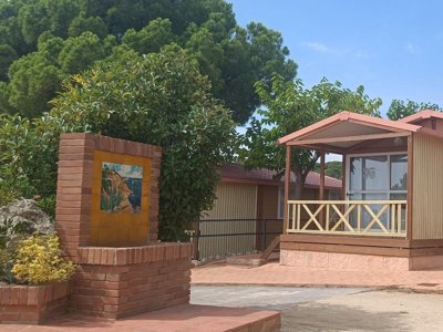 Cliquez pour découvrir toutes les photos de l'HÉBERGEMENT ! bungalow - Roca Grossa photo 3