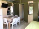 Cliquez pour découvrir toutes les photos de l'HÉBERGEMENT ! chalet - camping La Pinède photo 3