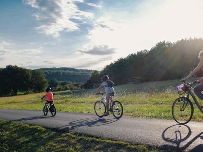 Cliquez pour découvrir toutes les photos de l'ÉTABLISSEMENT ! camping Domaine De La Besse And Spa photo 12