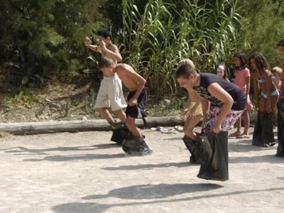 Cliquez pour découvrir toutes les photos de l'ÉTABLISSEMENT ! camping Les Fontaines photo 12