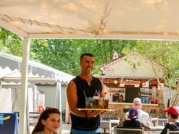 Camping Pas Cher vous présente avec son site Officiel campingpascher.fr, le Camping Les Fouguieres classé 3 étoiles, situé sur la commune de Carces dans le département Var (Provence-alpes-côte D'azur) en France. Le camping Les Fouguieres vous propose un hébergement de type mobil-home de 28 m² pour 4 personnes. L'établissement vous propose 7 autres types d'hébergements. Découvrez tous nos séjours à petits prix dans la commune et aux alentours de Carces du département : Var (Provence-alpes-côte D'azur). Les Avis clients pour le Camping Les Fouguieres sont excellents avec une note moyenne de 8 sur 10. LacMerRivière, Piscine chauffée, Piscine extérieure, Animations familiales, Aire de jeux enfants, Canoë-kayak, Centre équestre, Ping-pong, Pétanque, Randonnée, Terrain de badminton, Terrain de volley-ball, Bar, Snack/Bar,... En savoir plus : cliquez-ICI.