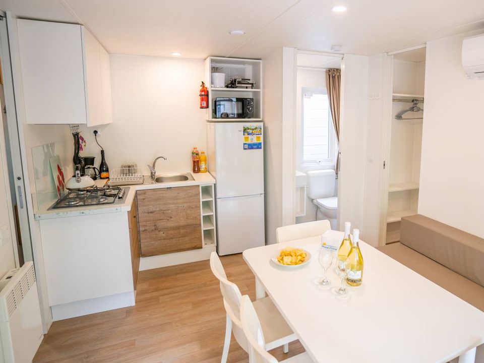 Cliquez pour découvrir toutes les photos de l'HÉBERGEMENT ! mobil-home - établissement Laguna Village photo 4