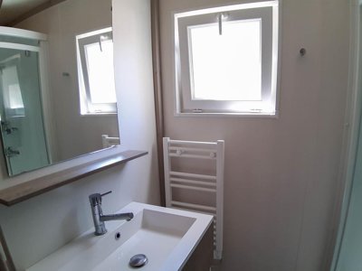 Cliquez pour découvrir toutes les photos de l'HÉBERGEMENT ! chalet - Le Beau Vezé photo 2