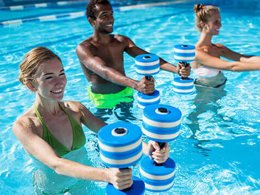 Camping Pas Cher vous présente avec son site Officiel campingpascher.fr, le Camping Sandaya Carnac classé 4 étoiles, situé sur la commune de Carnac dans le département Morbihan (Bretagne) en France. Le camping Sandaya Carnac, vous présente un hébergement de type chalet de 34 m² et télévision. Le camping Sandaya Carnac vous propose du mercredi 09 septembre au mercredi 16 septembre 2026, en promotion à -20% pour 7 nuits à 620,80 € au lieu de 776,0 € soit une Économie de 155,20 €. Cette location propose 112 dates différentes pour réserver votre séjour. Découvrez également les 16 autres gammes d'hébergements du camping. Les Avis clients pour le Camping Sandaya Carnac sont excellents avec une note moyenne de 8 sur 10. Piscine couverte, Piscine extérieure, Animations familiales, Club ados, Club enfants, Aire de jeux enfants, Canoë-kayak, Centre équestre, Court de tennis, Golf, Ping-pong, Plongée, Pétanque, Salle de jeux vidéo, Structure gonflable enfants, Surf, Terrain multisports, Bar, Dépôt de pain, Plats à emporter, Snack/Bar, Supermarché, Épicerie,... En savoir plus : cliquez-ICI.