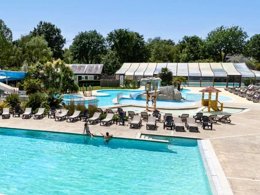 Camping Pas Cher vous présente avec son site Officiel campingpascher.fr, le Camping Sandaya Carnac classé 4 étoiles, situé sur la commune de Carnac dans le département Morbihan (Bretagne) en France. Le camping Sandaya Carnac, vous présente un hébergement de type mobil-home de 37 m² pour 1 personne et télévision. Le camping Sandaya Carnac vous propose du mardi 09 juin au mardi 16 juin 2026, en promotion à -20% pour 7 nuits à 503,20 € au lieu de 629,0 € soit une Économie de 125,80 €. Cette location propose 129 dates différentes pour réserver votre séjour. Découvrez également les 16 autres gammes d'hébergements du camping. Les Avis clients pour le Camping Sandaya Carnac sont excellents avec une note moyenne de 8 sur 10. Piscine couverte, Piscine extérieure, Animations familiales, Club ados, Club enfants, Aire de jeux enfants, Canoë-kayak, Centre équestre, Court de tennis, Golf, Ping-pong, Plongée, Pétanque, Salle de jeux vidéo, Structure gonflable enfants, Surf, Terrain multisports, Bar, Dépôt de pain, Plats à emporter, Snack/Bar, Supermarché, Épicerie,... En savoir plus : cliquez-ICI.