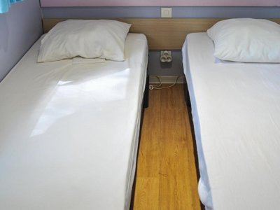 Cliquez pour découvrir toutes les photos de l'HÉBERGEMENT ! mobil-home - Résidentiel La Pinède photo 6