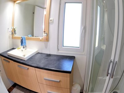 Cliquez pour découvrir toutes les photos de l'HÉBERGEMENT ! mobil-home - Résidentiel La Pinède photo 4