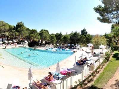 Cliquez pour découvrir toutes les photos de l'ÉTABLISSEMENT ! camping Résidentiel La Pinède photo 7