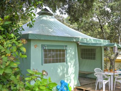 Cliquez pour découvrir toutes les photos de l'HÉBERGEMENT ! bungalow toilé - Flower Le Fondespierre photo 2